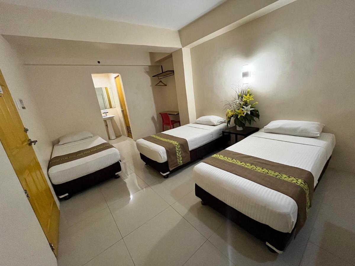 Eon Centennial Express Hotel Iloilo Exterior foto